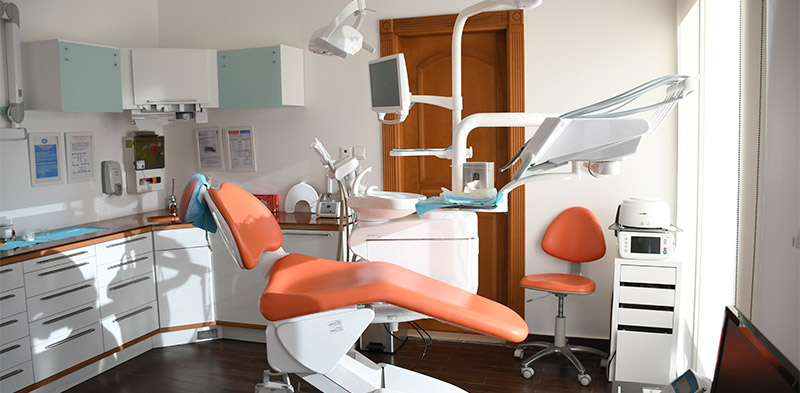 ¿Qué riesgos tienen las drogas para la salud bucodental?