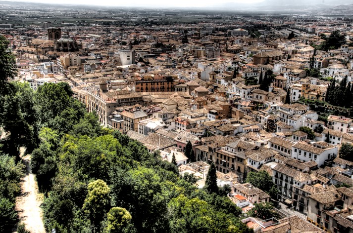 Salud colabora con la Universidad de Granada en un estudio sobre adicciones y violencia de género
