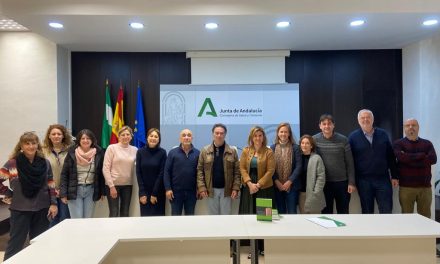 La Junta de Andalucía presenta ‘Gramática de prevención de adicciones’ de Alfonso Ramírez, un libro para «la renovación del sector»