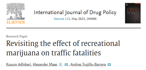 Revisando el efecto de la marihuana recreativa en las muertes por accidentes de tránsito