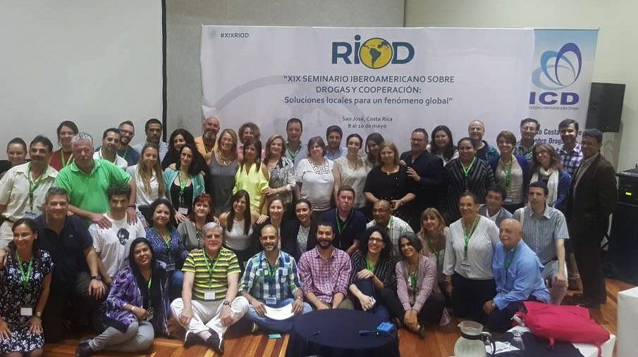 Expertas plantean políticas alternativas a la prohibición de las drogas en América Latina
