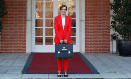 La Red de Atención a las Adicciones pide a Mónica García impulsar las políticas de drogas para abordar las adicciones