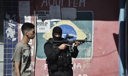 Brasil: el 90% de las intervenciones policiales en domicilios por drogas fueron ilegales