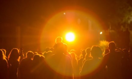 Unidades específicas con enfoque multidisciplinar para jóvenes