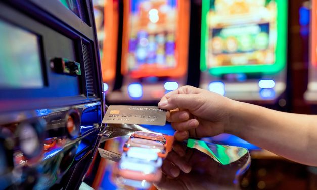 Utilizar IA en apuestas deportivas, un nuevo riesgo que acerca la ludopatía a los jóvenes